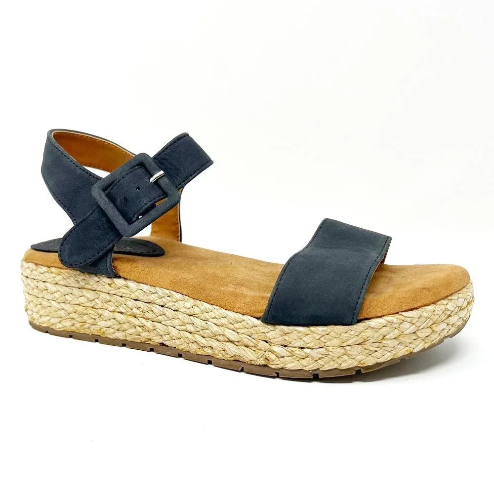 Kenneth Cole Reaction Sandals Women's 7.5 Navy Blue Suede Calm Water Platforms
